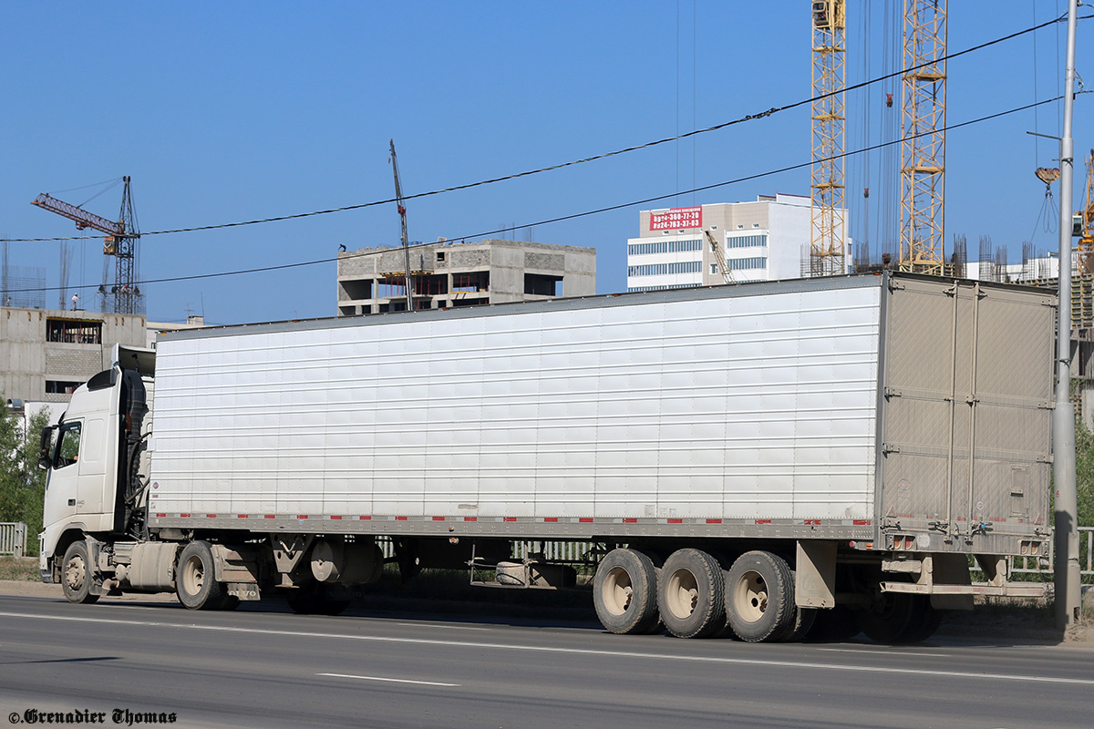 Иркутская область, № В 163 ХА 38 — Volvo ('2008) FH.440