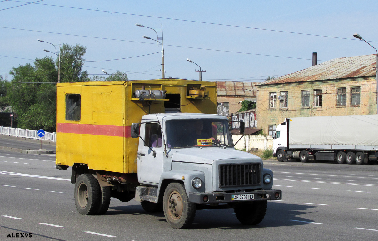 Днепропетровская область, № АЕ 2782 НО — ГАЗ-3307