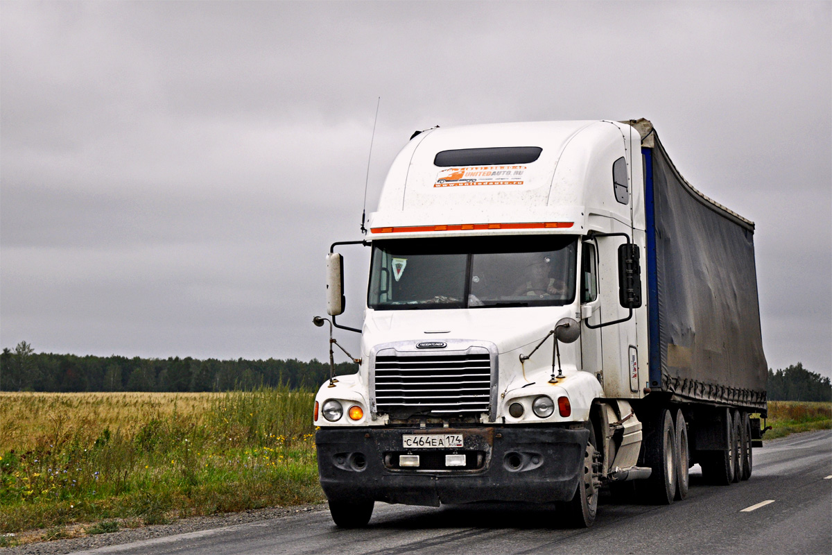 Челябинская область, № С 464 ЕА 174 — Freightliner Century Class