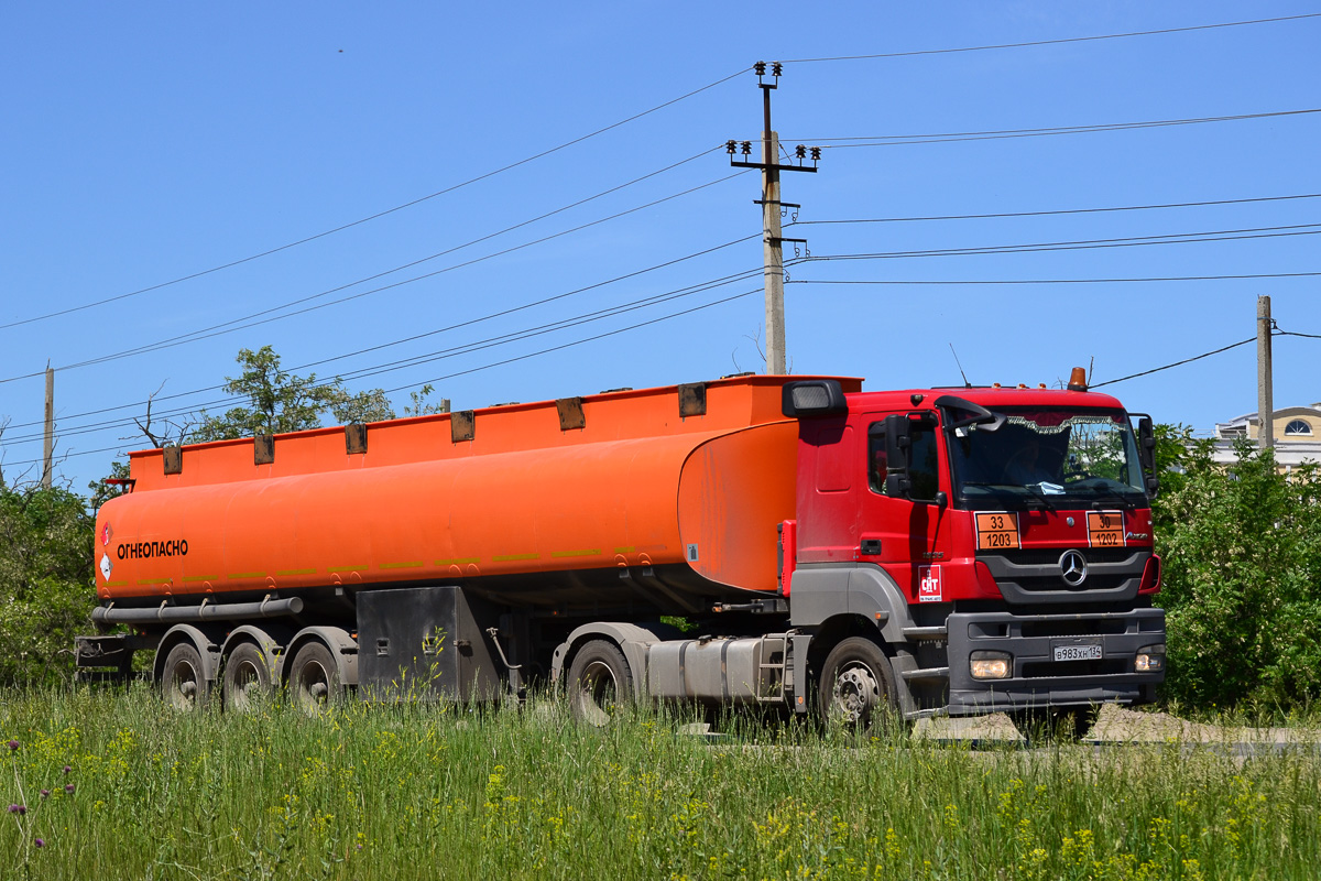 Волгоградская область, № В 983 ХН 134 — Mercedes-Benz Axor 1835 [Z9M]