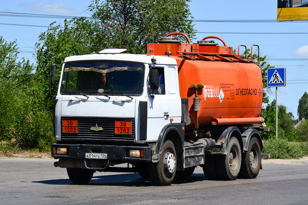 Волгоградская область, № А 314 РЕ 134 — МАЗ-630305