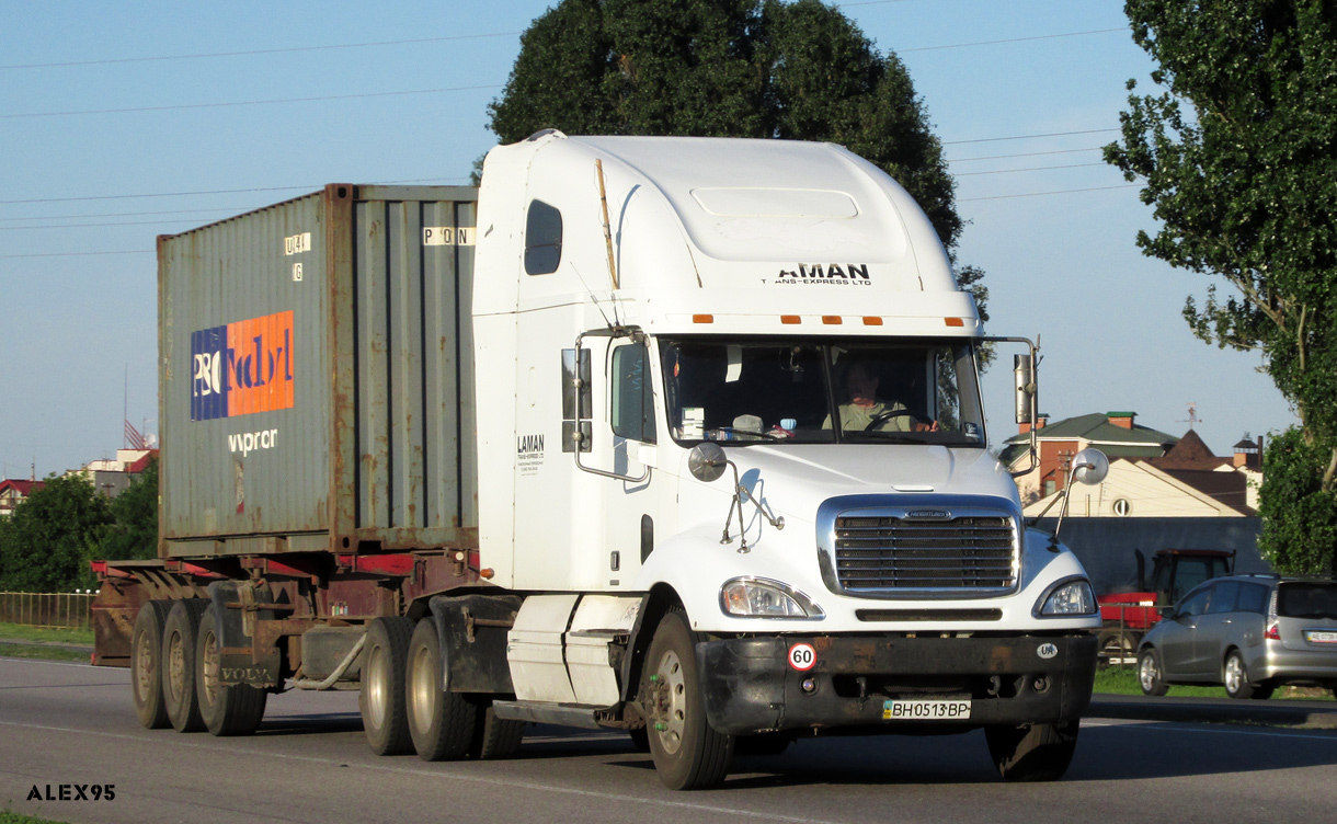 Одесская область, № ВН 0513 ВР — Freightliner Columbia