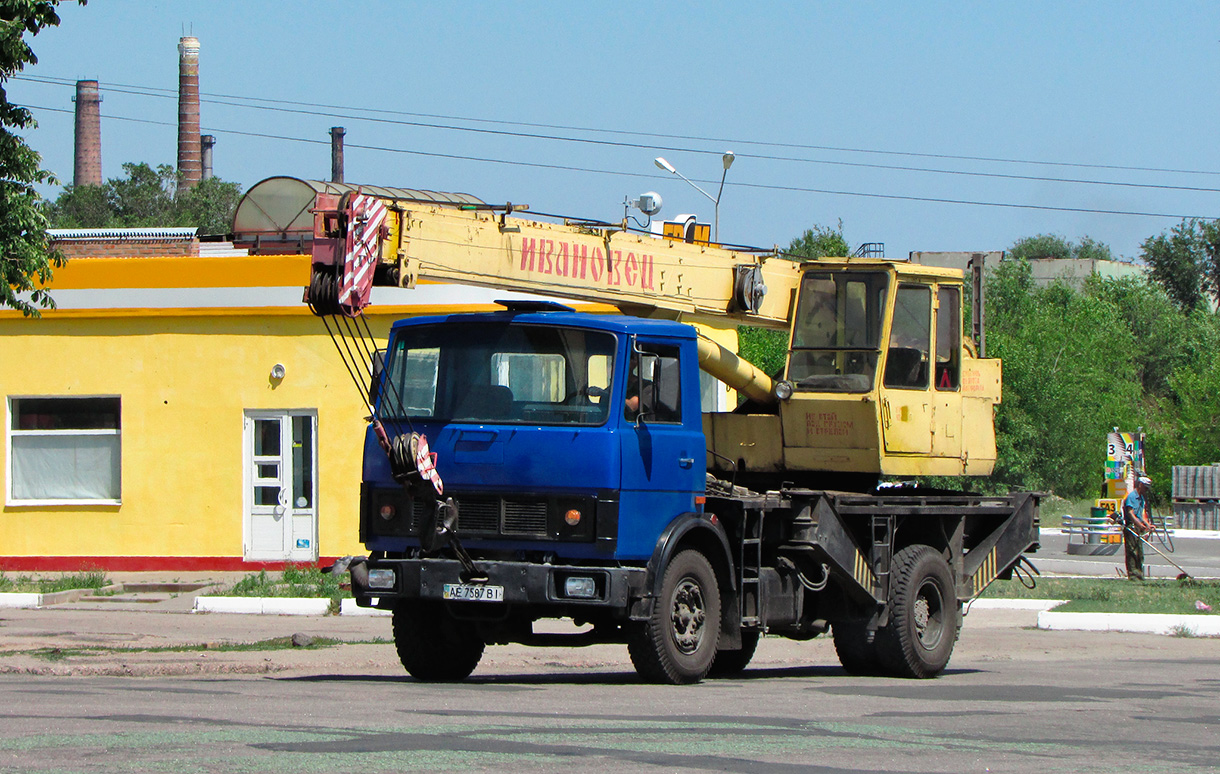 Днепропетровская область, № АЕ 7587 ВІ — МАЗ-5337 (общая модель)