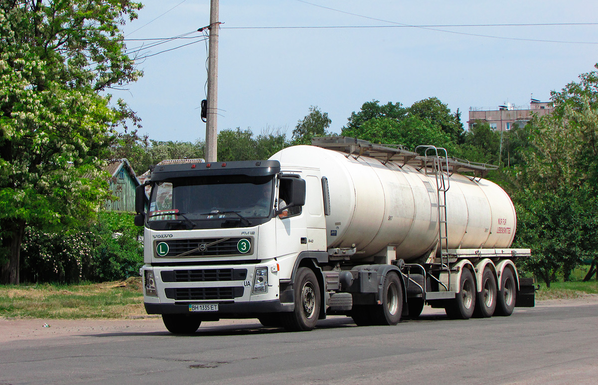 Одесская область, № ВН 1335 ЕТ — Volvo ('2002) FM12.340