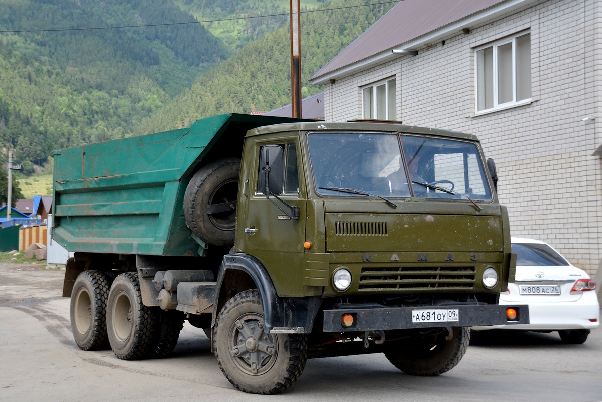 Карачаево-Черкесия, № А 681 ОУ 09 — КамАЗ-5511