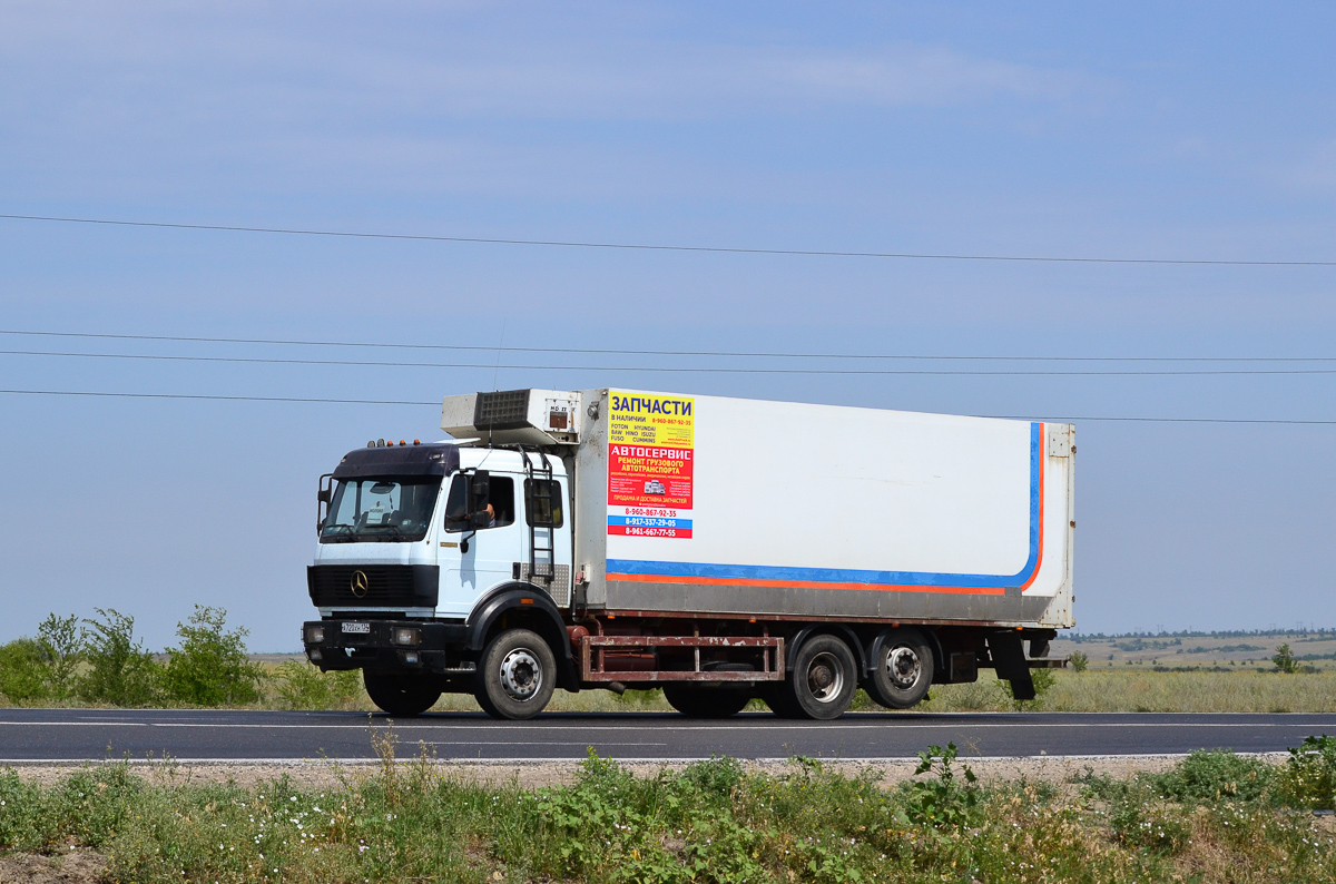 Волгоградская область, № А 720 ХН 134 — Mercedes-Benz SK 2538