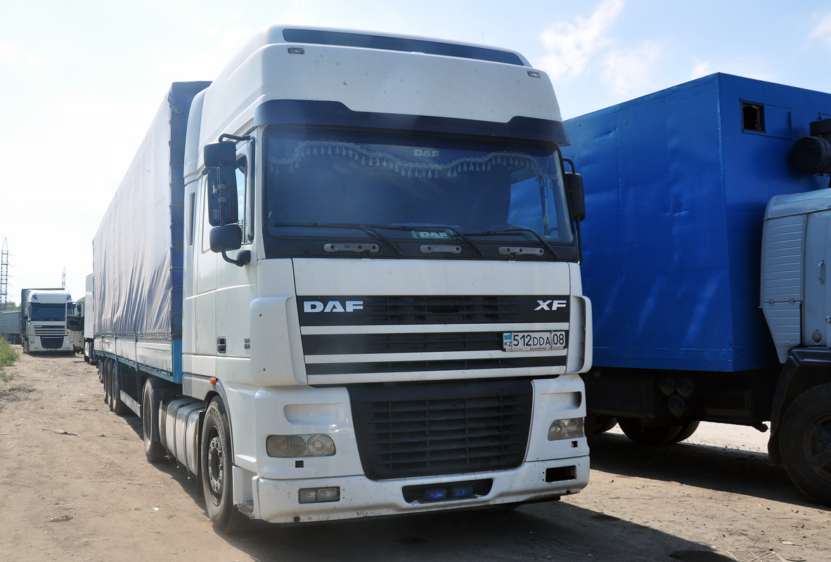 Жамбылская область, № 512 DDA 08 — DAF XF95 FT