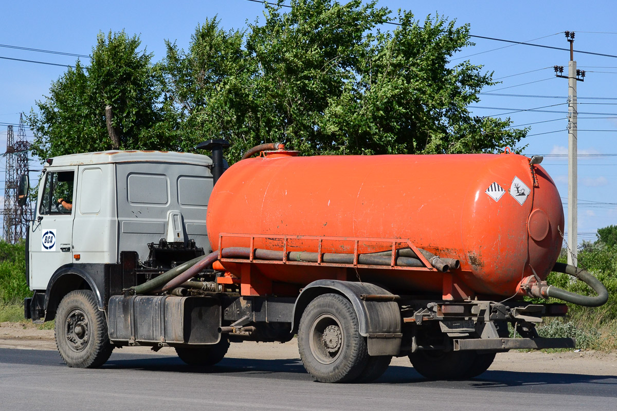 Волгоградская область, № Н 618 НА 161 — МАЗ-53366