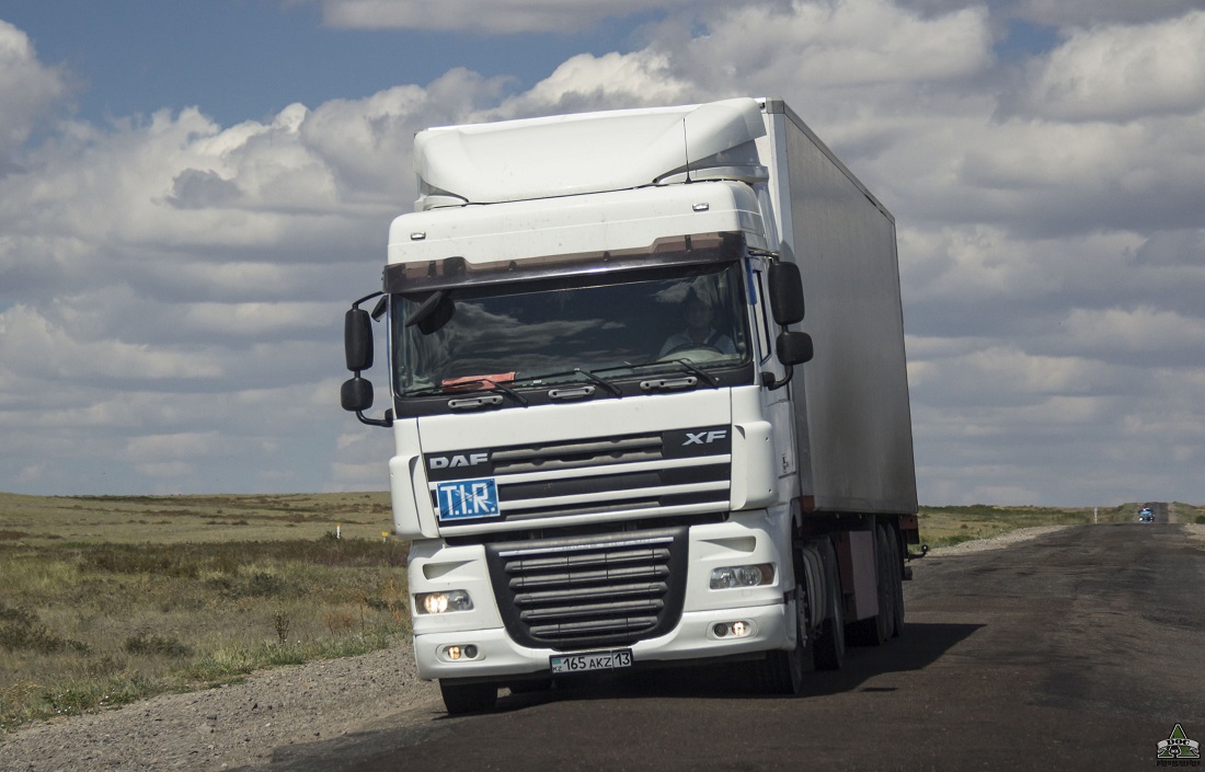 Туркестанская область, № 165 AKZ 13 — DAF XF105 FT