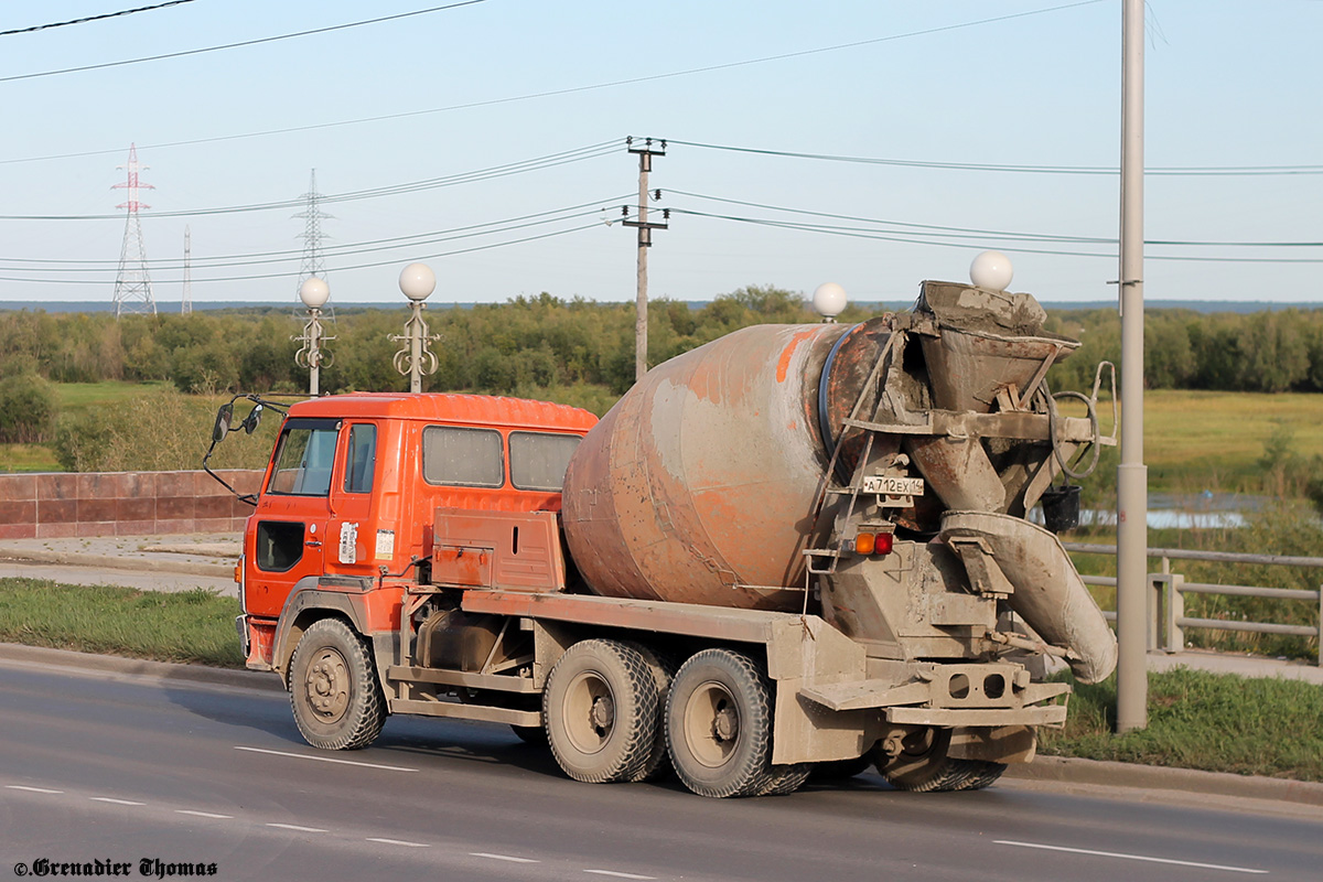 Саха (Якутия), № А 712 ЕХ 14 — Hino FS