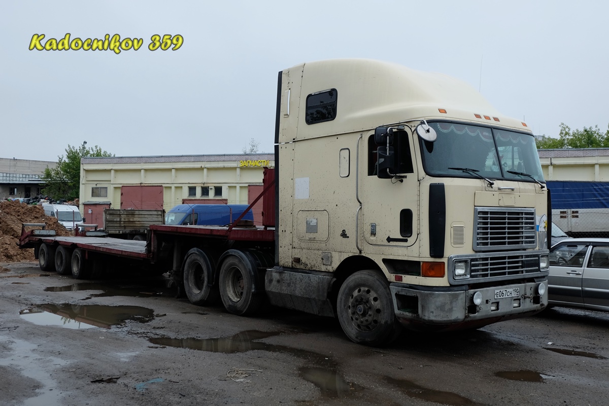 Московская область, № Е 067 СН 190 — International 9800