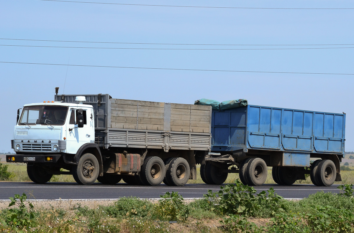 Волгоградская область, № У 242 ТС 34 — КамАЗ-5320