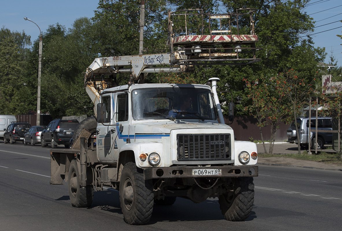 Тверская область, № Р 069 НТ 69 — ГАЗ-33081 «Садко»