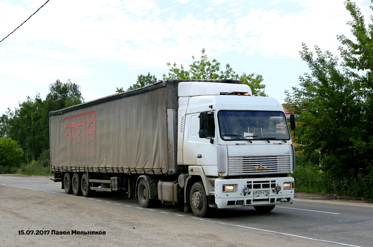 Нижегородская область, № М 942 ХХ 152 — МАЗ-5440 (общая модель)