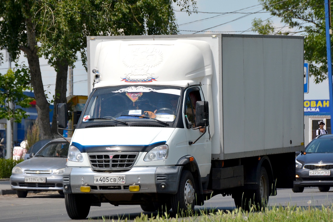 Карачаево-Черкесия, № А 405 СВ 09 — ГАЗ-331061 "Валдай"