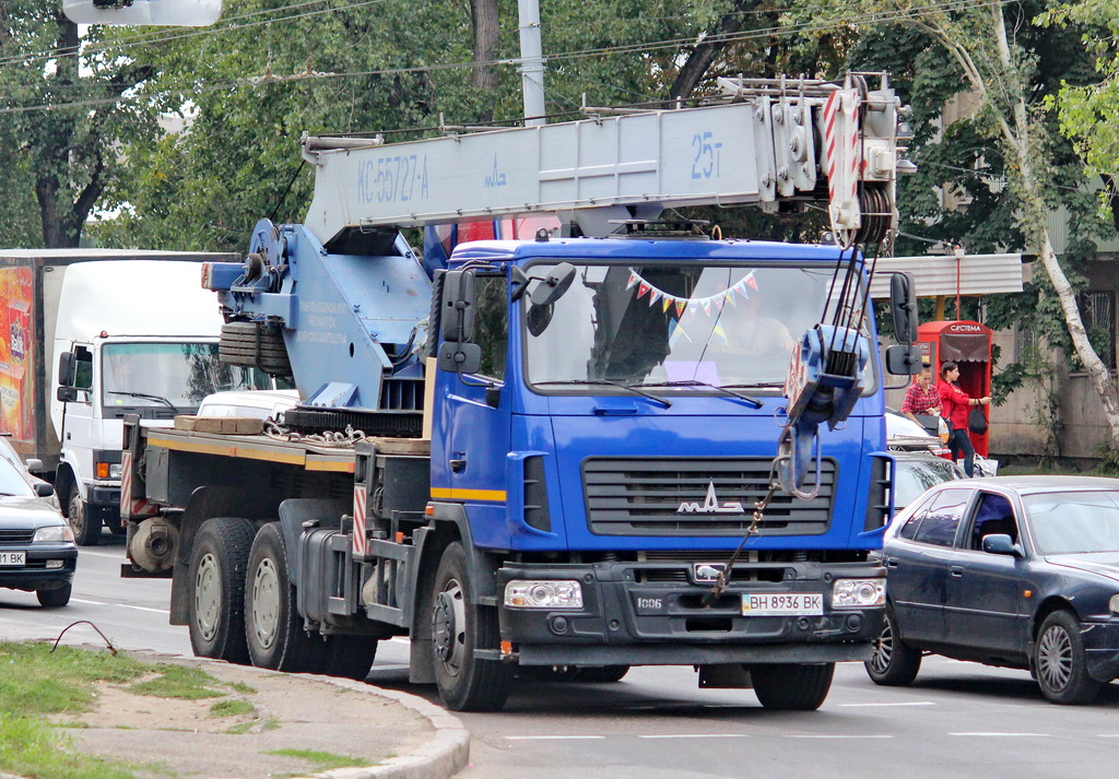 Одесская область, № ВН 8936 ВК — МАЗ-6312B3