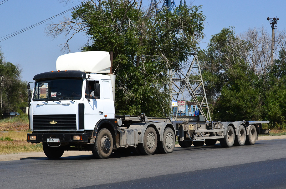 Волгоградская область, № С 681 ВС 34 — МАЗ-6422A8