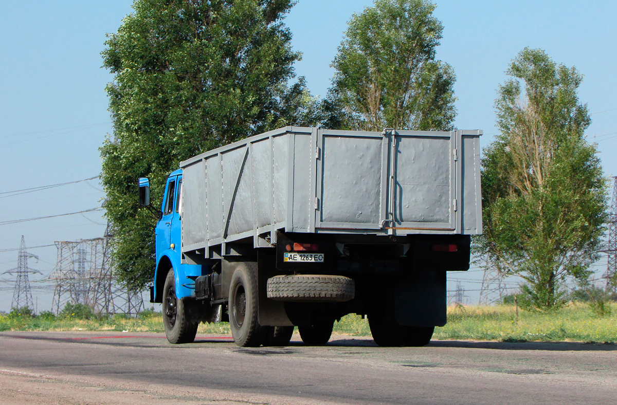 Днепропетровская область, № АЕ 1263 ЕС — МАЗ (общая модель)