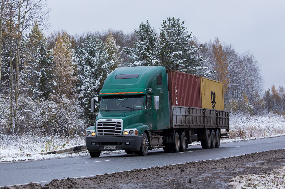 Красноярский край, № Е 669 ВТ 124 — Freightliner Century Class