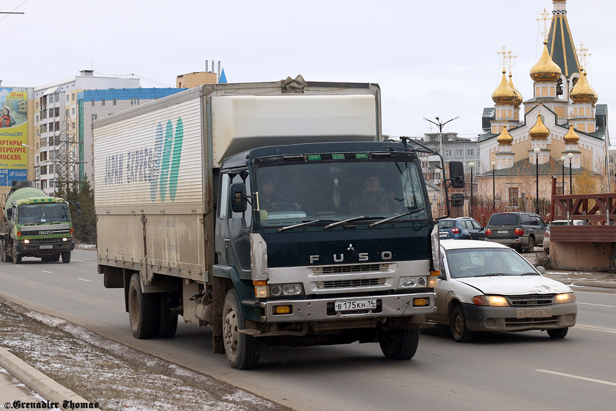 Саха (Якутия), № В 175 КН 14 — Mitsubishi Fuso The Great