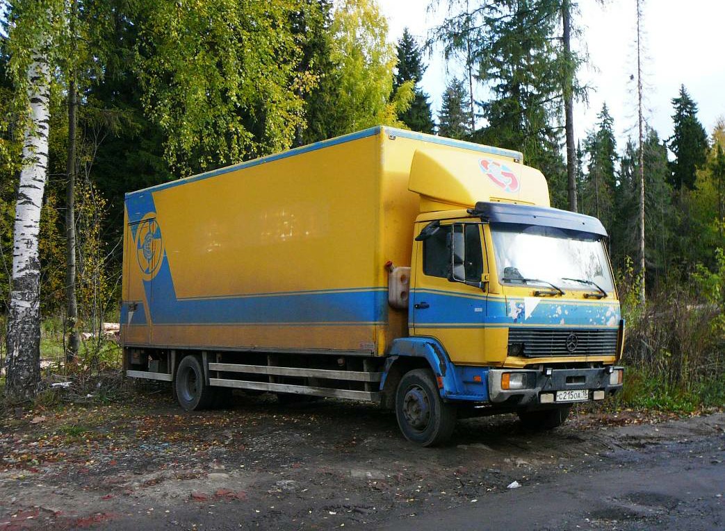 Удмуртия, № С 215 ОА 18 — Mercedes-Benz LK 1114