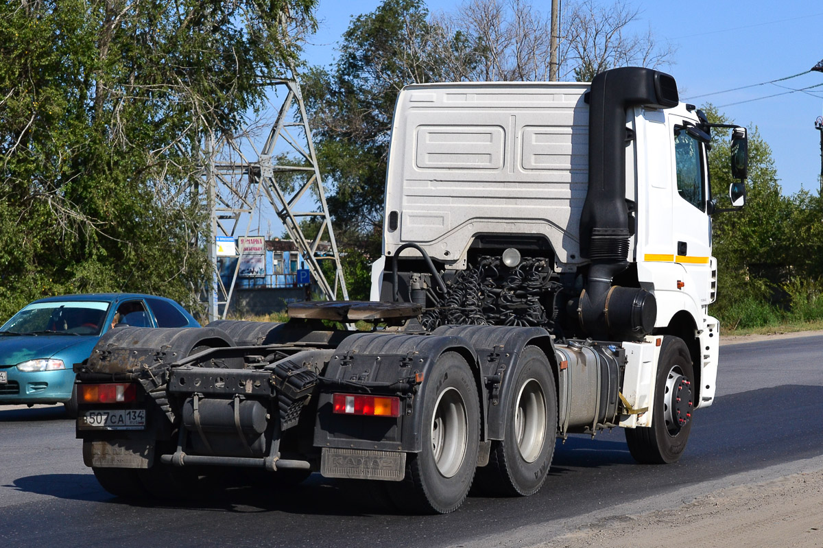 Волгоградская область, № В 507 СА 134 — КамАЗ-65206-T5