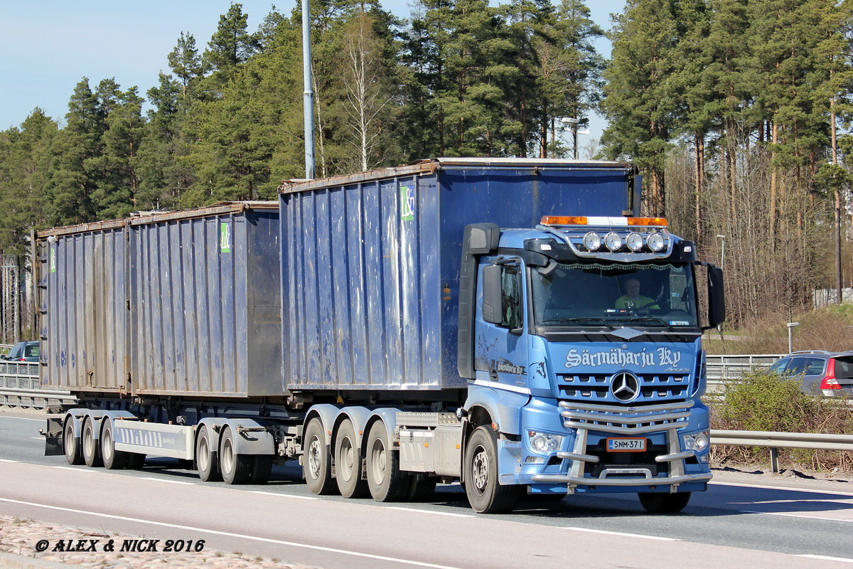 Финляндия, № SNM-371 — Mercedes-Benz Arocs (общ.м)