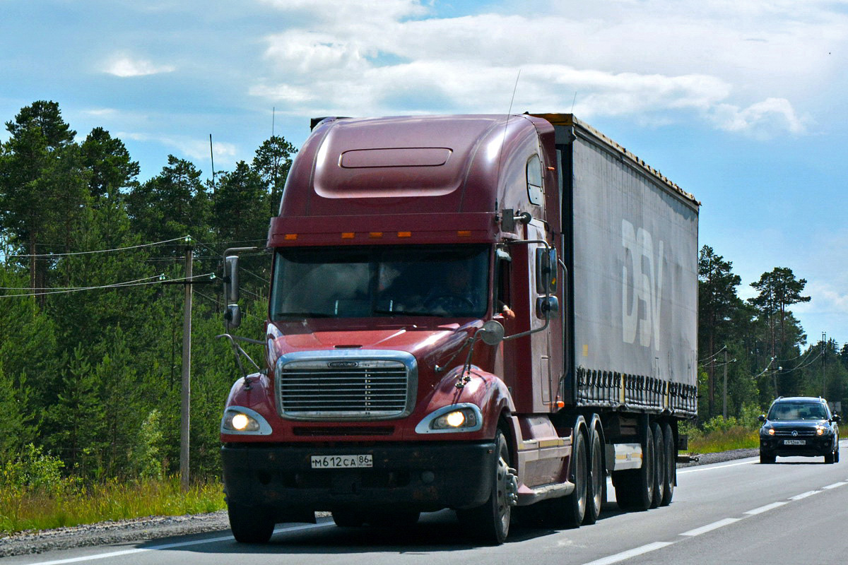 Ханты-Мансийский автоном.округ, № М 612 СА 86 — Freightliner Columbia