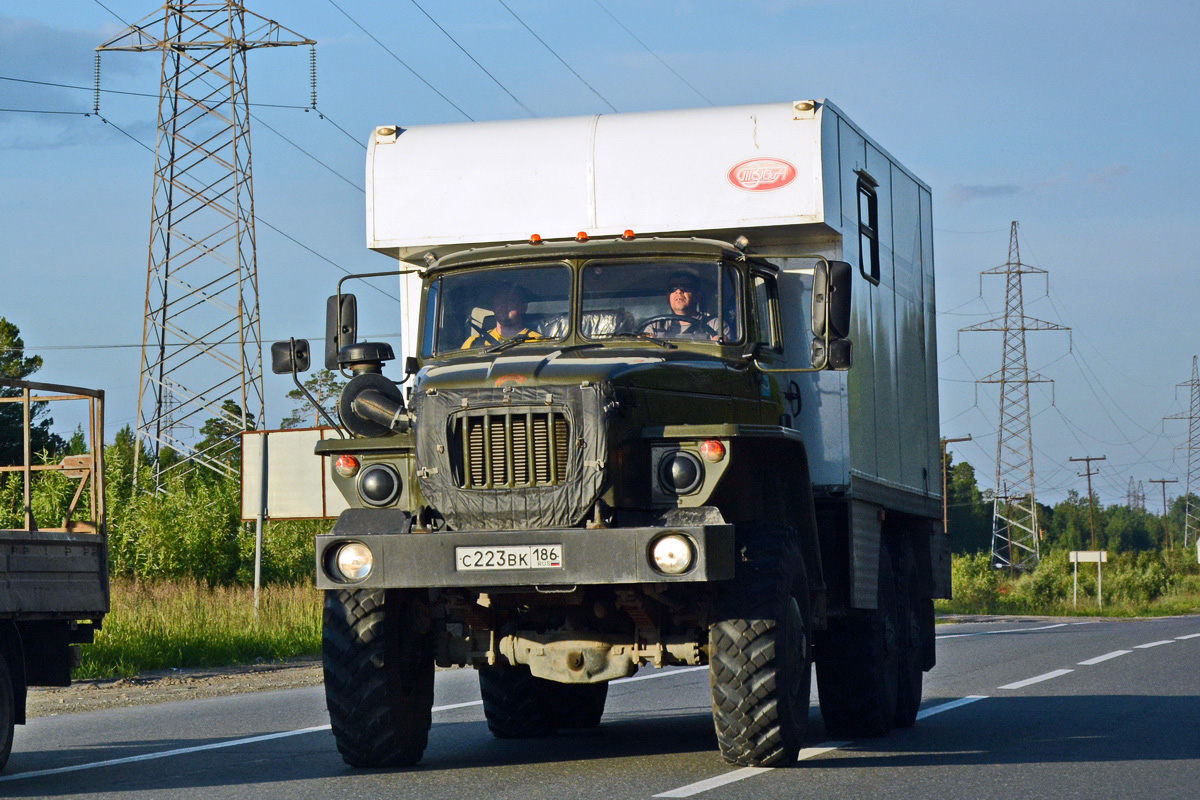 Ханты-Мансийский автоном.округ, № С 223 ВК 186 — Урал-4320-71