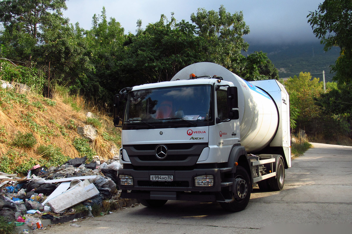 Крым, № Е 994 НО 82 — Mercedes-Benz Axor 1826 [Z9M]