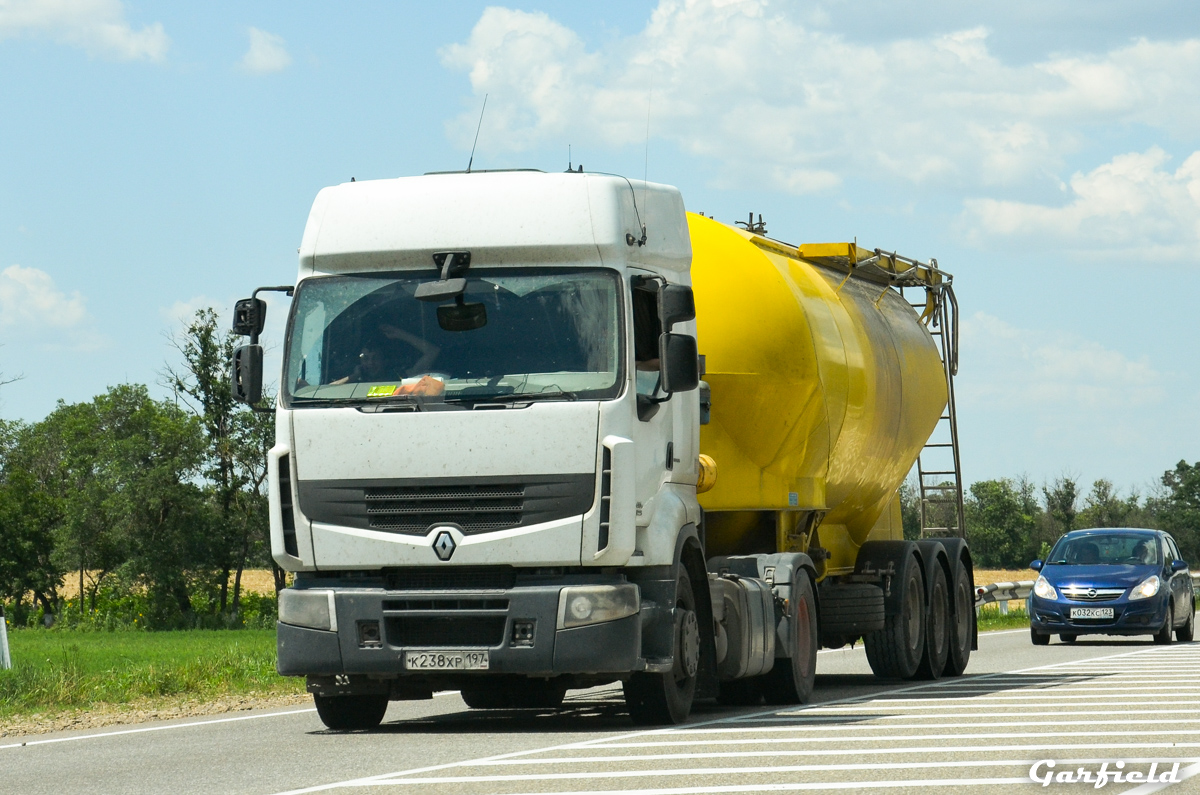 Карачаево-Черкесия, № К 238 ХР 197 — Renault Premium ('2006)