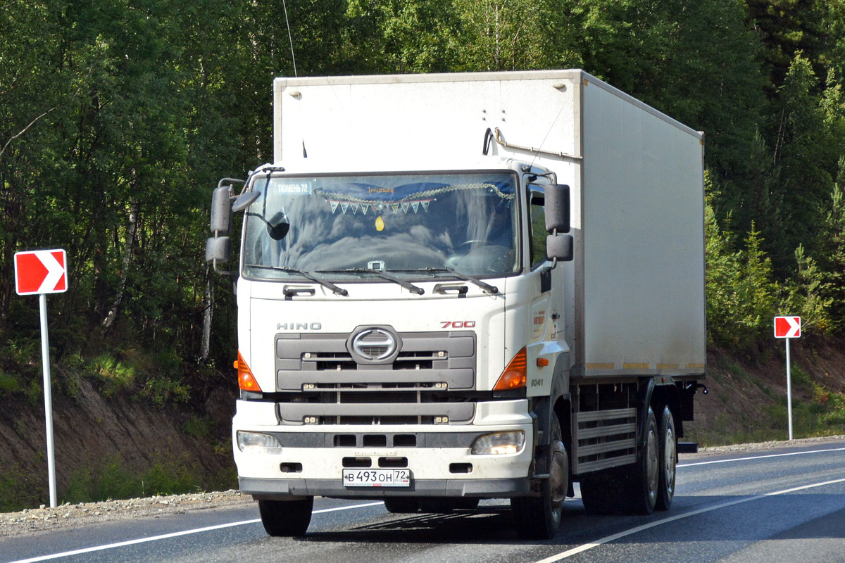 Тюменская область, № В 493 ОН 72 — Hino 700