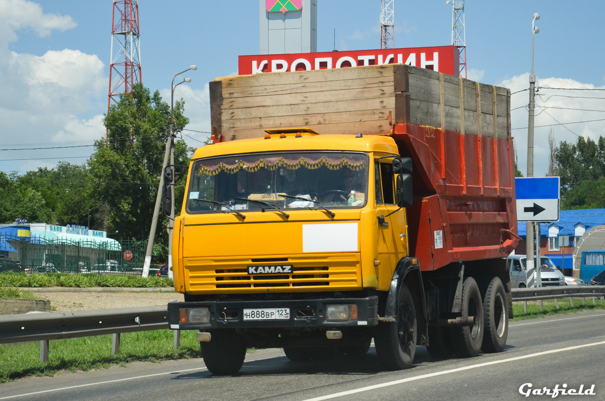 Краснодарский край, № Н 888 ВР 123 — КамАЗ-5511