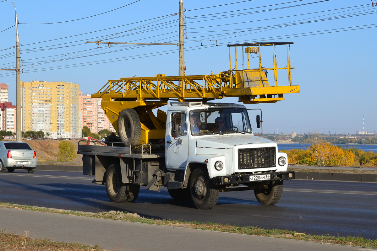 Волгоградская область, № А 220 ММ 34 — ГАЗ-3307