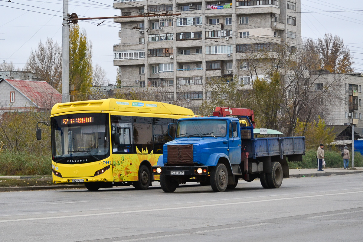 Волгоградская область, № Р 338 ХВ 34 — ЗИЛ-433100