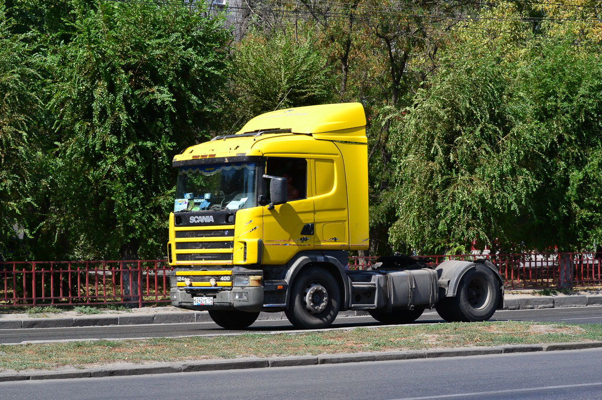 Волгоградская область, № В 242 УЕ 134 — Scania ('1996) R124G