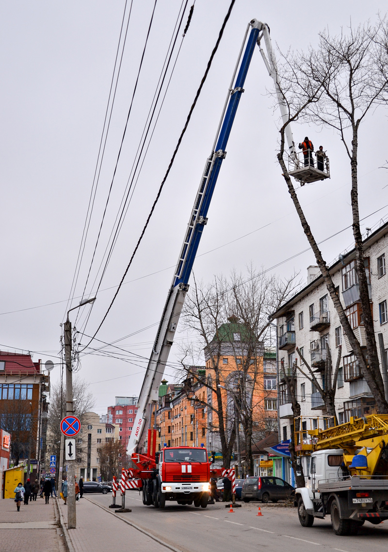 Калужская область, № Н 300 НО 40 — КамАЗ-6540-62