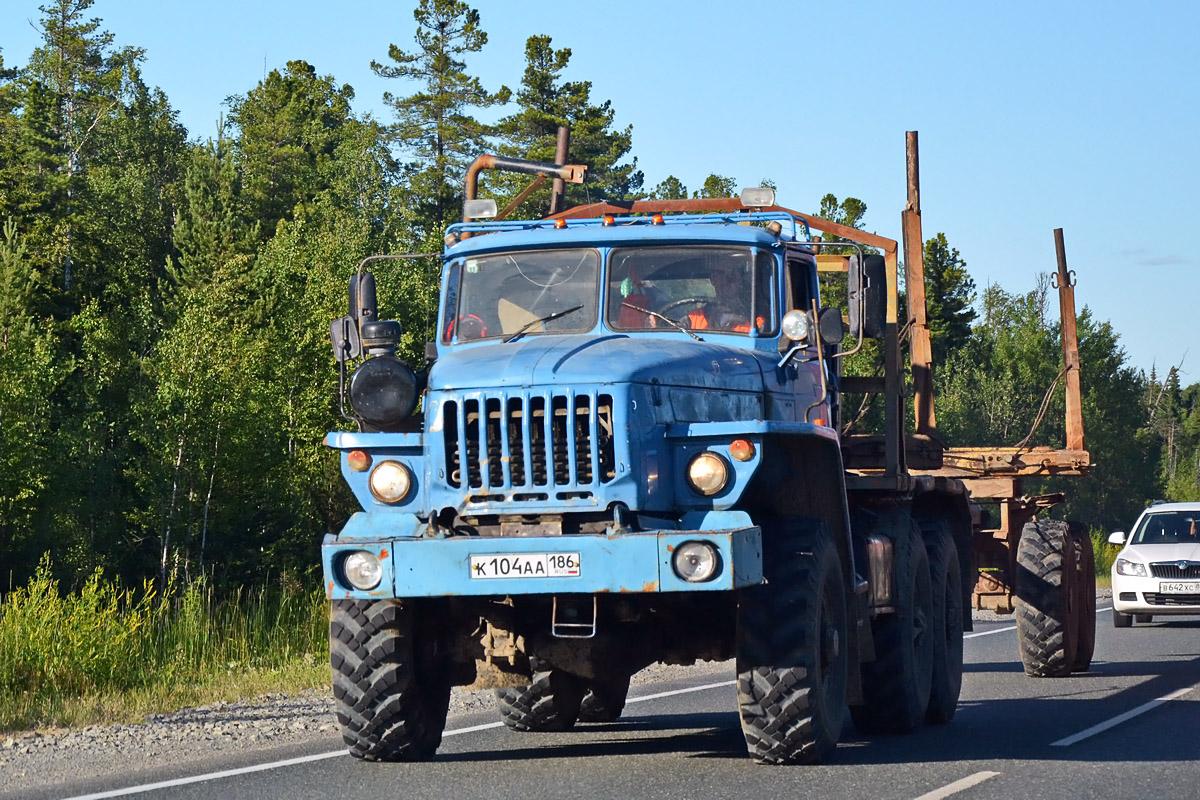 Ханты-Мансийский автоном.округ, № К 104 АА 186 — Урал-43204-31