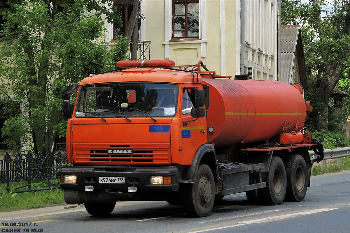 Санкт-Петербург, № В 924 МС 178 — КамАЗ-65115 (общая модель)