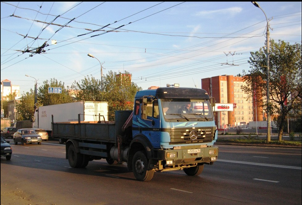 Удмуртия, № Х 500 ОА 18 — Mercedes-Benz SK 1824