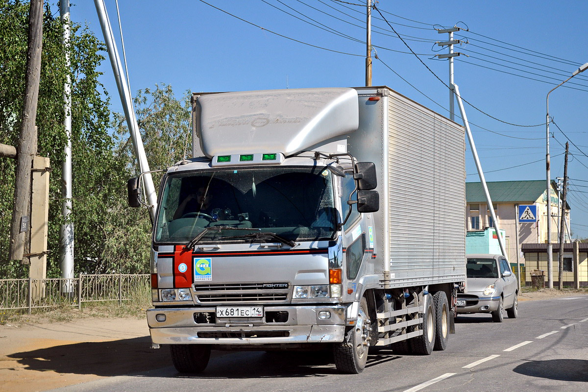 Саха (Якутия), № Х 681 ЕС 14 — Mitsubishi Fuso Fighter