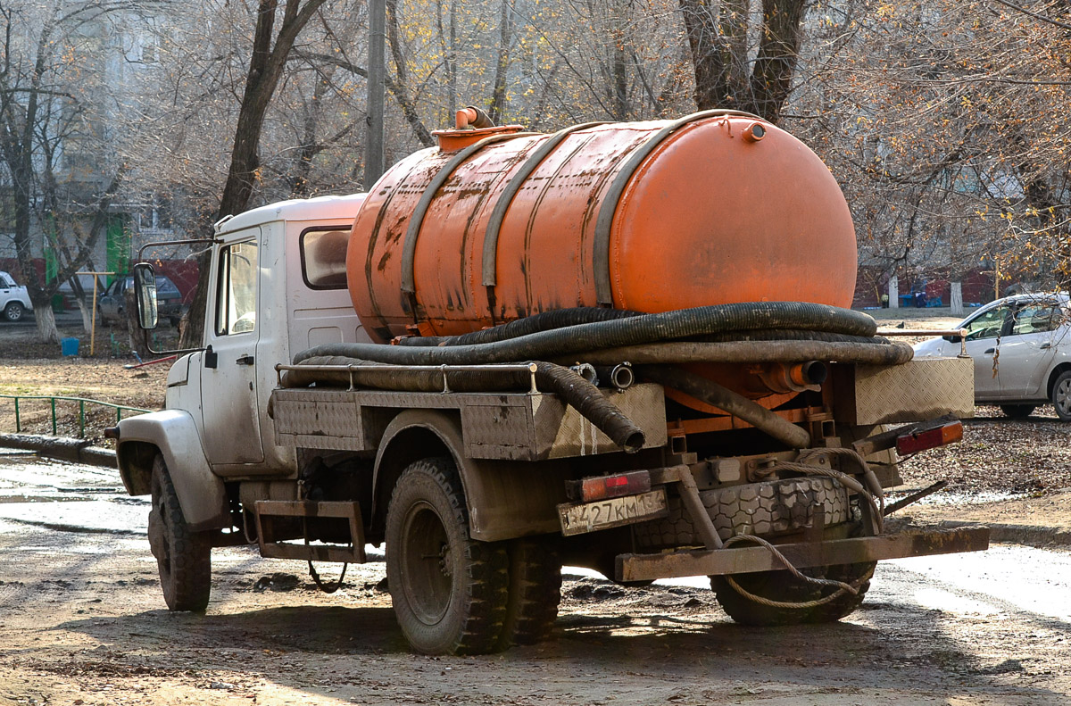 Волгоградская область, № В 427 КМ 134 — ГАЗ-3309