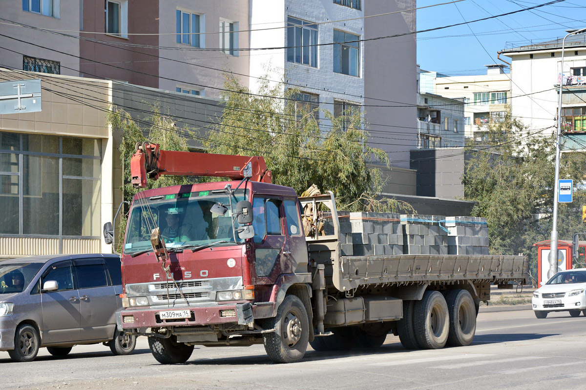 Саха (Якутия), № М 309 МА 14 — Mitsubishi Fuso The Great