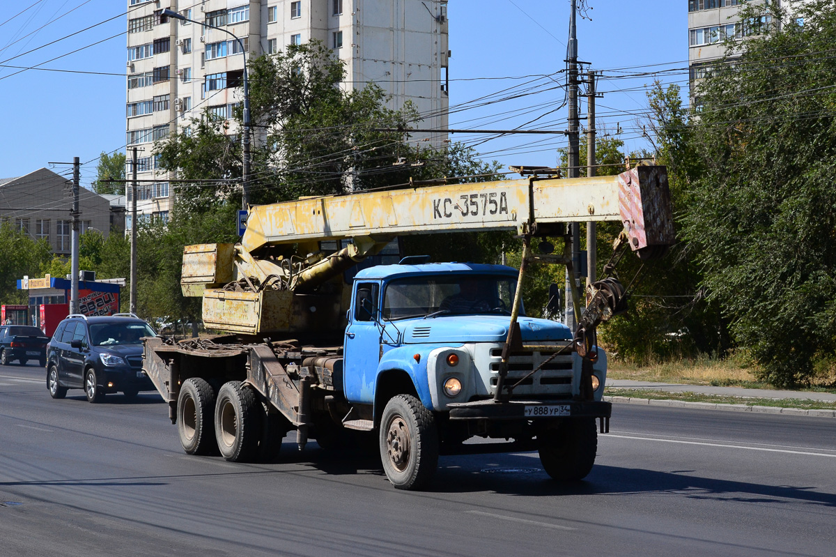 Волгоградская область, № У 888 УР 34 — ЗИЛ-133ГЯ