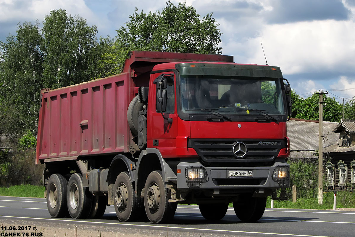 Ярославская область, № Е 084 ММ 76 — Mercedes-Benz Actros ('2003) 4141