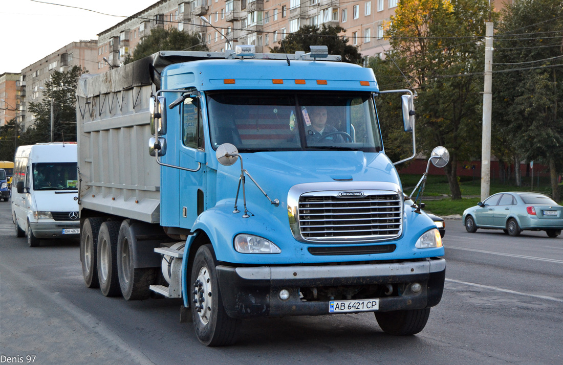 Винницкая область, № АВ 6421 СР — Freightliner Columbia