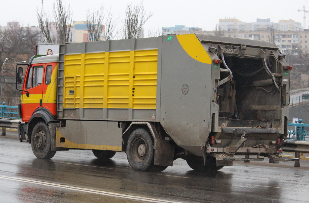 Одесская область, № ВН 1441 АВ — Mercedes-Benz MK (общ. мод.)