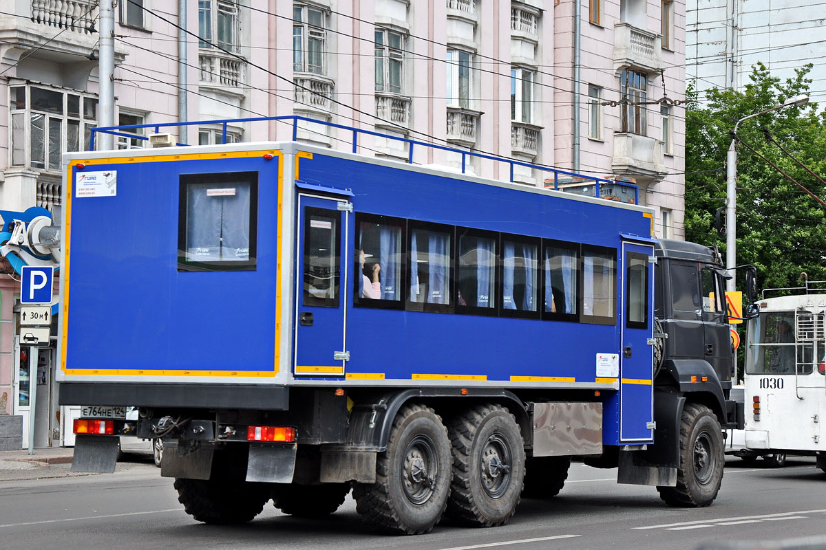 Красноярский край, № Е 764 НЕ 124 — Урал-4320-82М