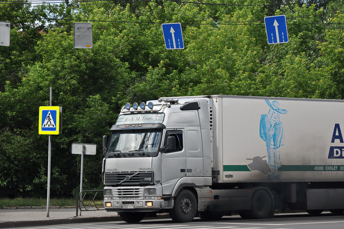 Тюменская область, № В 565 ТР 72 — Volvo ('1993) FH12.420