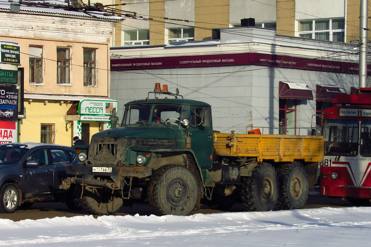 Ивановская область, № Н 141 ВВ 37 — Урал-4320-02